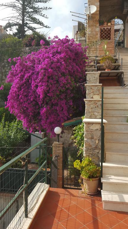 Casa Costa Apartment Taormina Ngoại thất bức ảnh